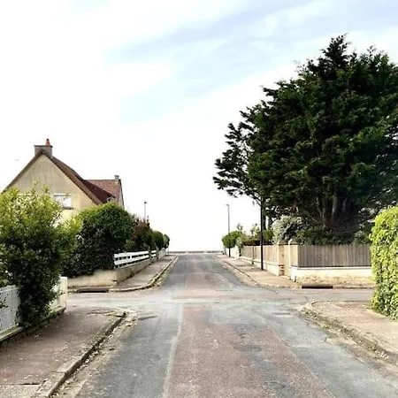 Vila La Bourrasque Ver-sur-Mer